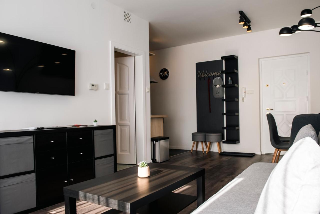 Anavrin Apartman Free Parking Apartment Pecs Exterior photo