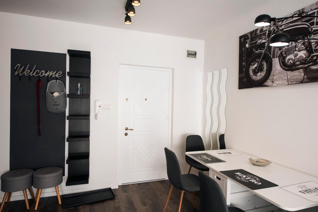 Anavrin Apartman Free Parking Apartment Pecs Exterior photo