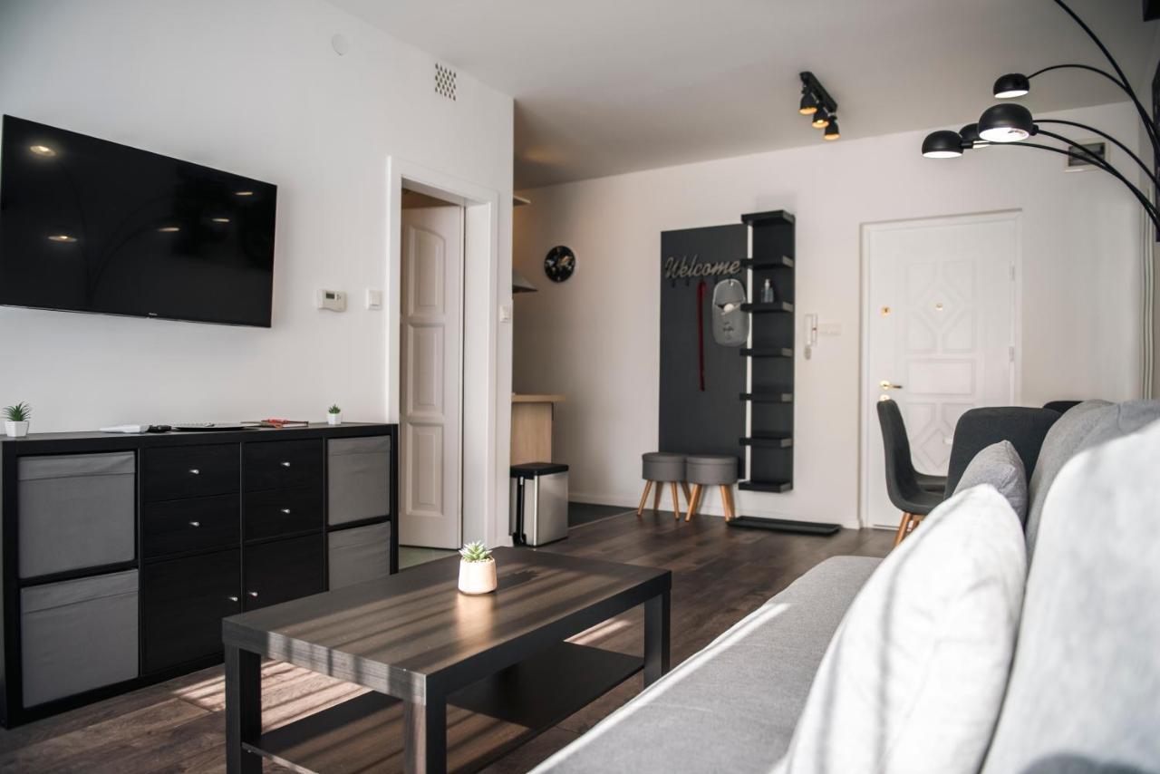 Anavrin Apartman Free Parking Apartment Pecs Exterior photo